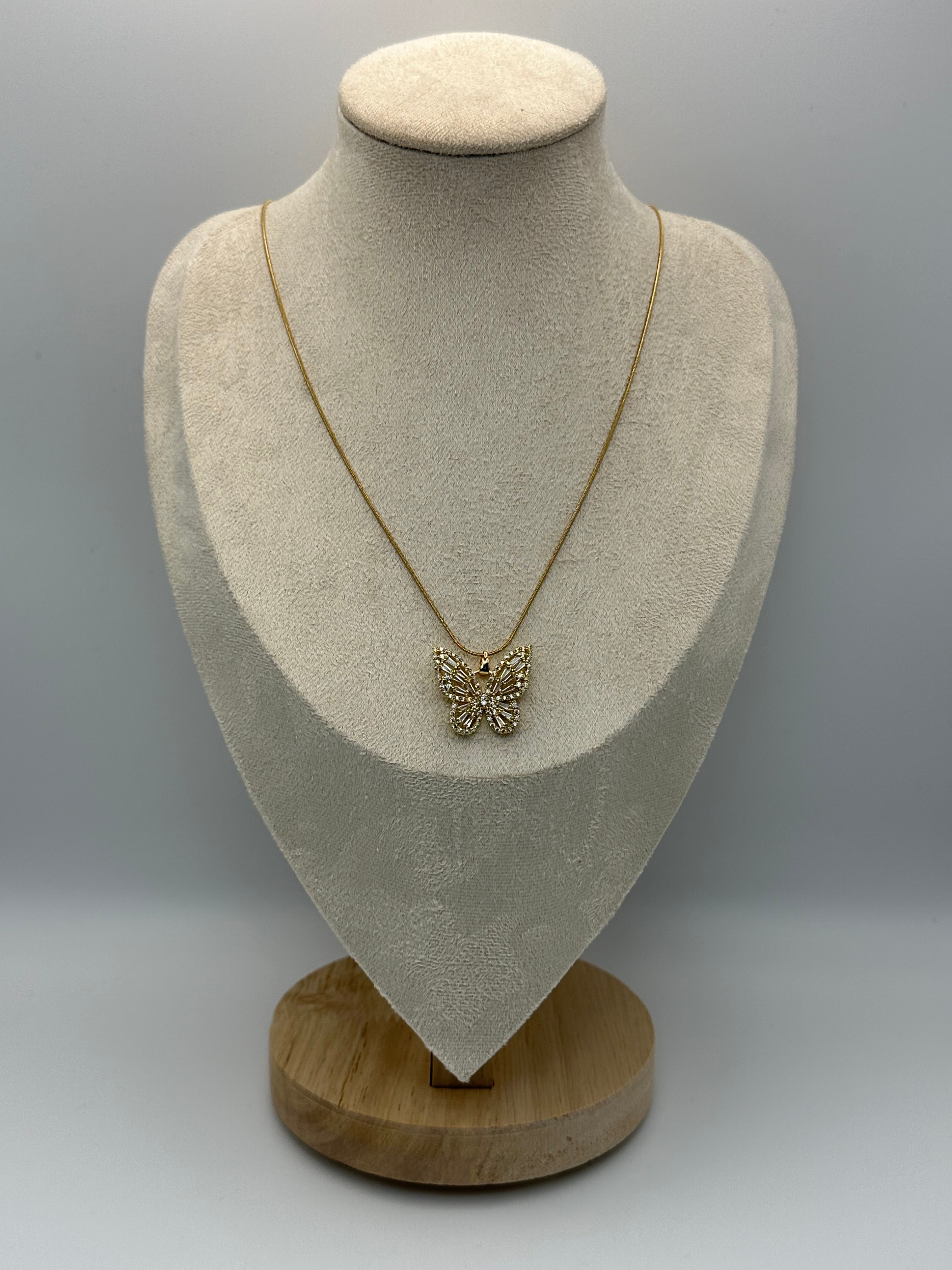 Nadira Halskette